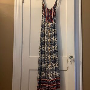Size large maxi dress, lightly worn